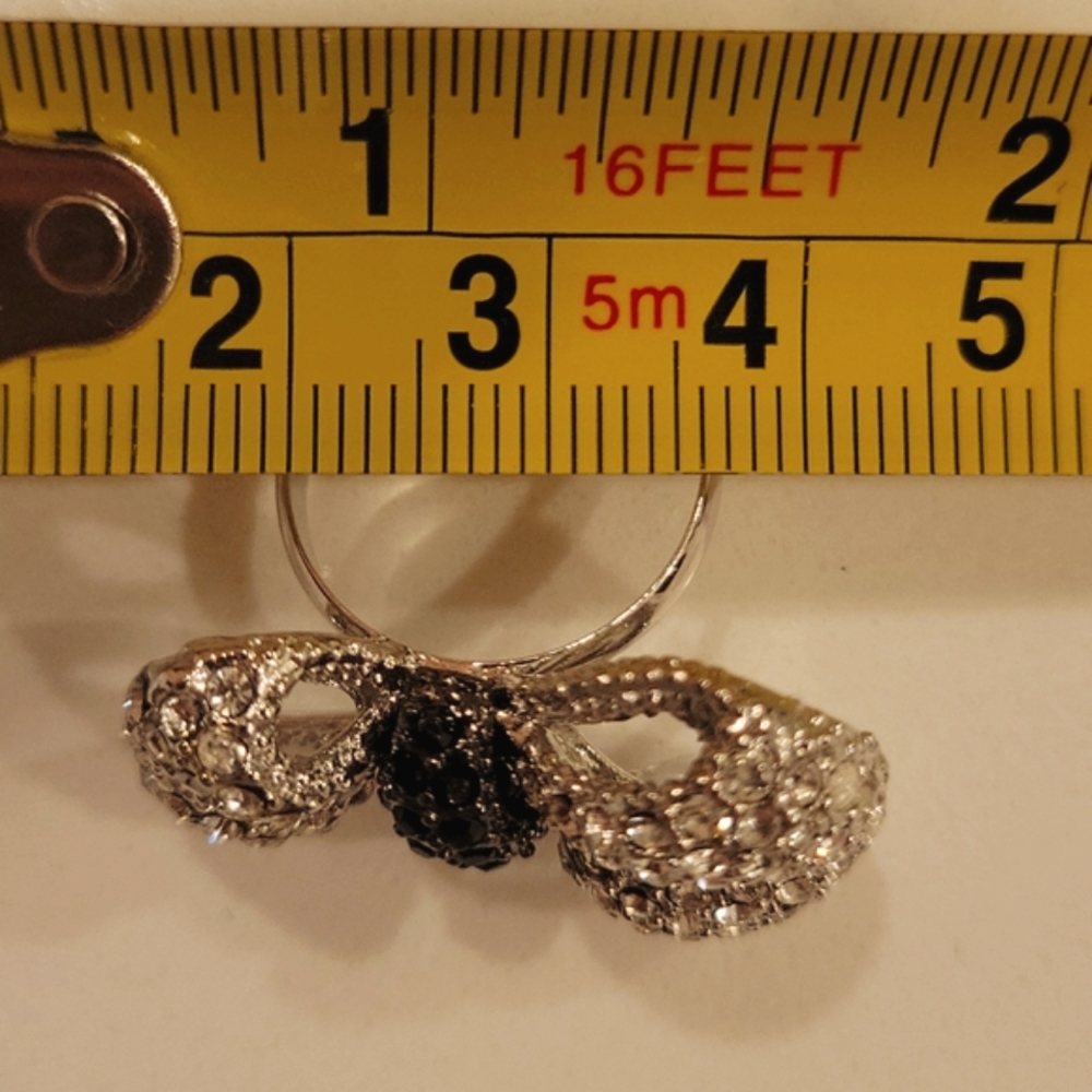 Statememt / Cocktail / Rhinestone Ribbon Ring - Picture 7 of 7